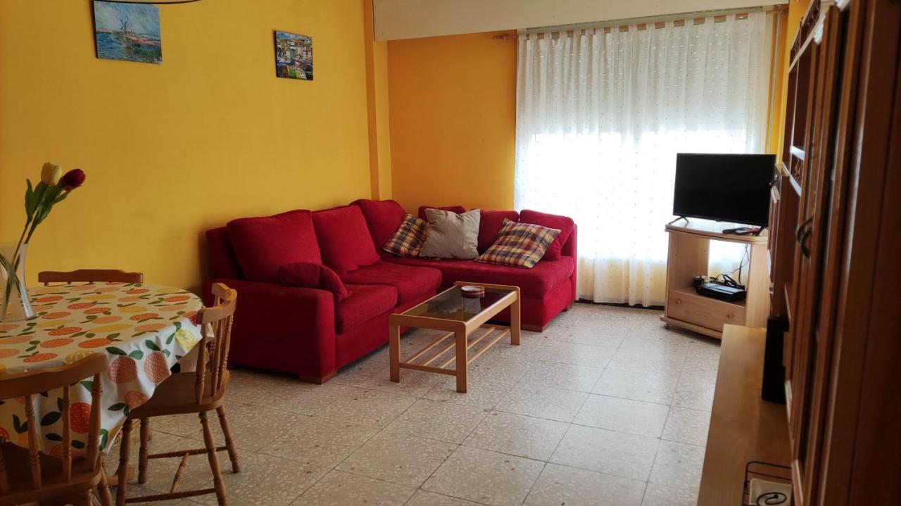 Amplio Piso En Pontedeume Apartman Kültér fotó