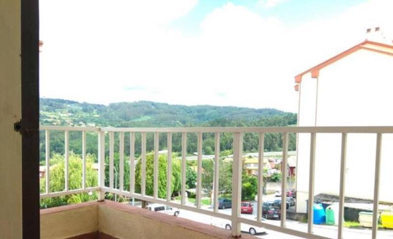 Amplio Piso En Pontedeume Apartman Kültér fotó